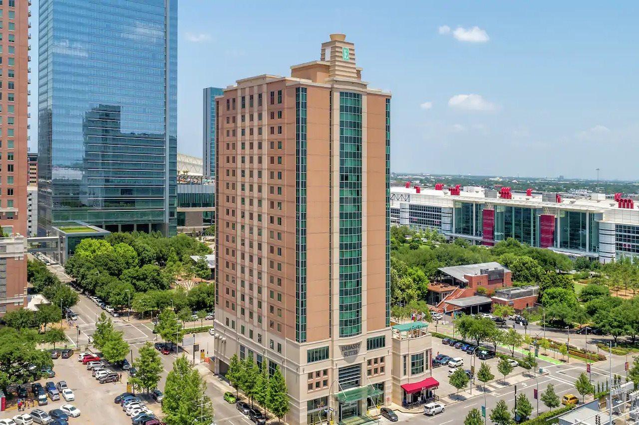 Embassy Suites Houston - Downtown Exterior photo