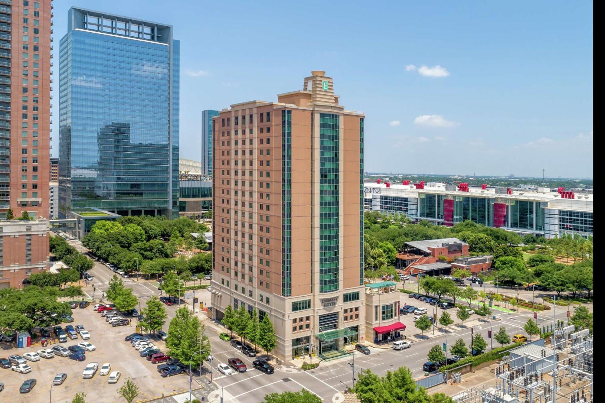 Embassy Suites Houston - Downtown Exterior photo
