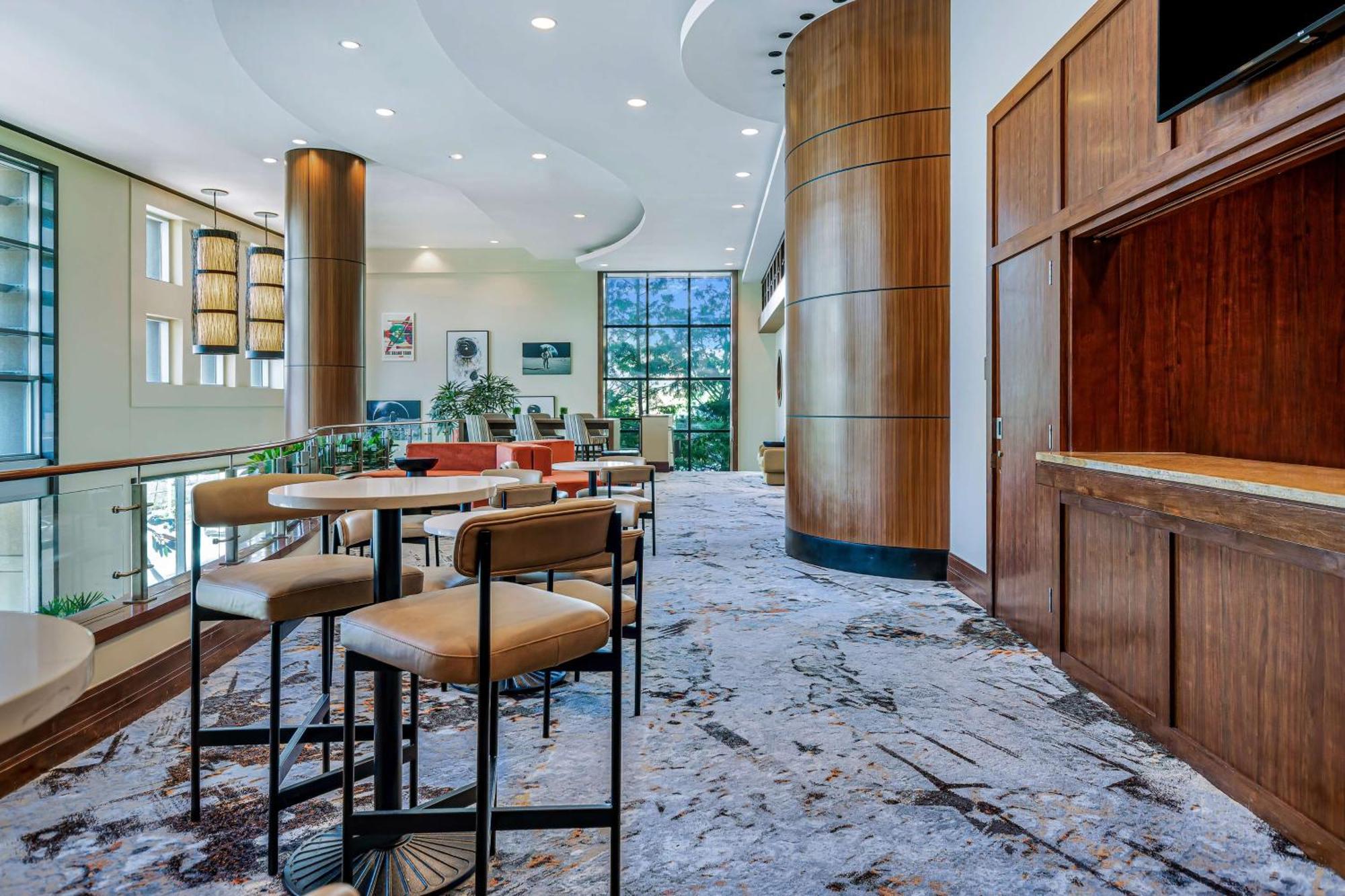 Embassy Suites Houston - Downtown Exterior photo